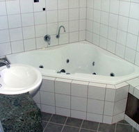 Tasman Beachside Apartments - Coogee Beach Accommodation