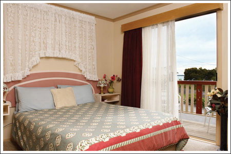 Amos House  & Swansea  Villas - Coogee Beach Accommodation 2