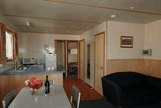 Bicheno Cabins And Tourist Park - Coogee Beach Accommodation 3