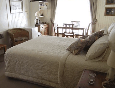 Beauty Point Cottages - Coogee Beach Accommodation