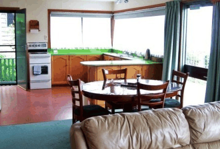 Coles Bay Waterfronters - Coogee Beach Accommodation 2