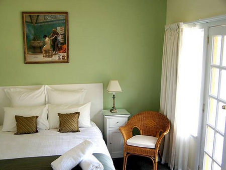 The River House - Coogee Beach Accommodation 1