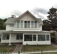 On the Beach - Coogee Beach Accommodation