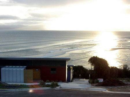 Freycinet Beach Apartments - Coogee Beach Accommodation 0