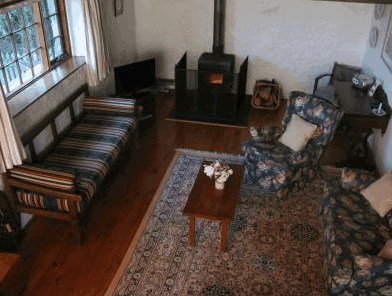 Daisy Bank Cottages - Coogee Beach Accommodation 3