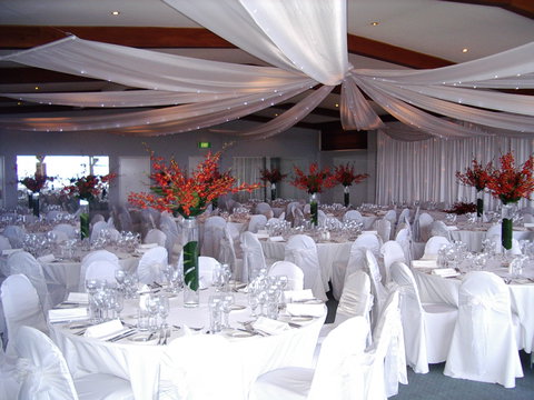 Ocean Beach Hotel - Coogee Beach Accommodation 5