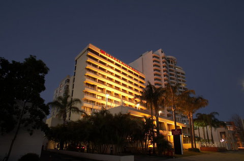 Crowne Plaza Perth - Coogee Beach Accommodation 4