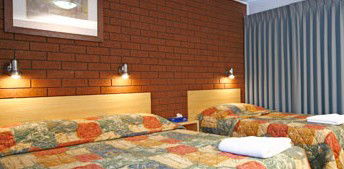 Best Western Lonsdale Motor Inn - Coogee Beach Accommodation 1