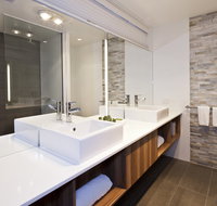 BEST WESTERN PLUS Ballarat Suites - Coogee Beach Accommodation