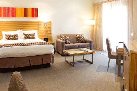 Comfort Inn Julie-Anna - Coogee Beach Accommodation 1