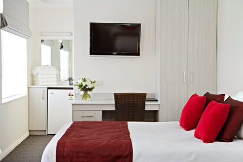Governor Macquarie Motor Inn - Coogee Beach Accommodation 2