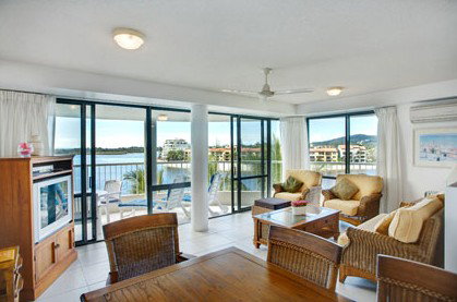 Castaways Beach QLD Coogee Beach Accommodation