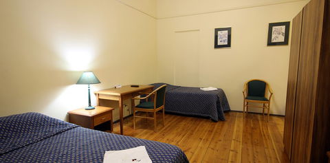Fed On Semaphore - Coogee Beach Accommodation 4