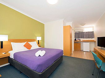 Ibis Styles Geraldton - Coogee Beach Accommodation 4