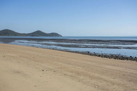 Cape Hillsborough National Park Camping Ground - Coogee Beach Accommodation 3