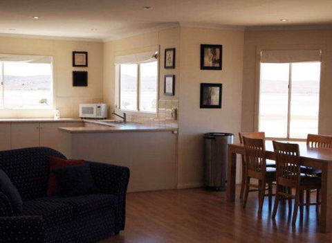 Mariner's Retreat - Coogee Beach Accommodation 3