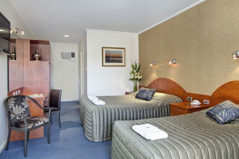 Tonsley Hotel - Coogee Beach Accommodation 3