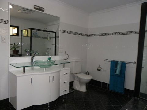 Werekataba - Coogee Beach Accommodation 6