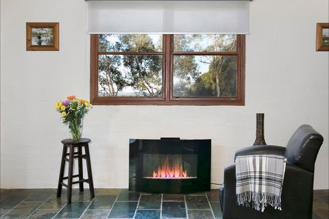 Blueberry Hills On Comleroy - Coogee Beach Accommodation 5
