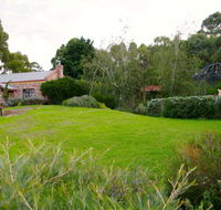 Pear Tree Hollow - Coogee Beach Accommodation