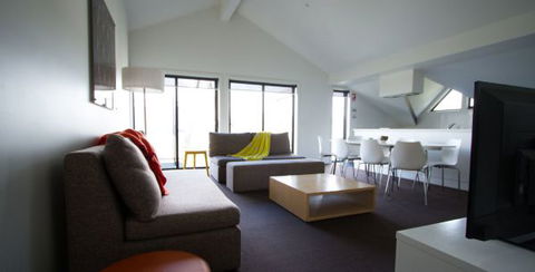 Silverski Falls Creek - Coogee Beach Accommodation 6