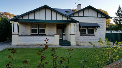 Barossavilla Guest House - Coogee Beach Accommodation 6