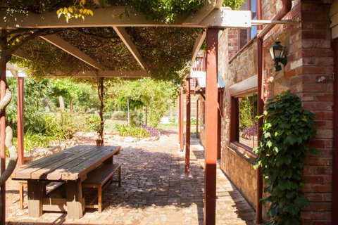 Barossa Barn Bed And Breakfast - Coogee Beach Accommodation 9