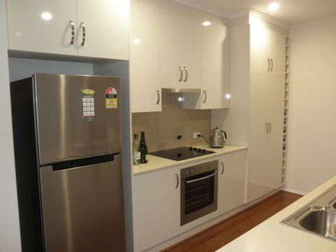 C&C's Bed And Breakfast - Coogee Beach Accommodation 5