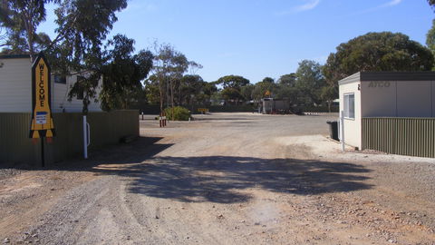 Woomera Traveller's Village And Caravan Park - Coogee Beach Accommodation 0