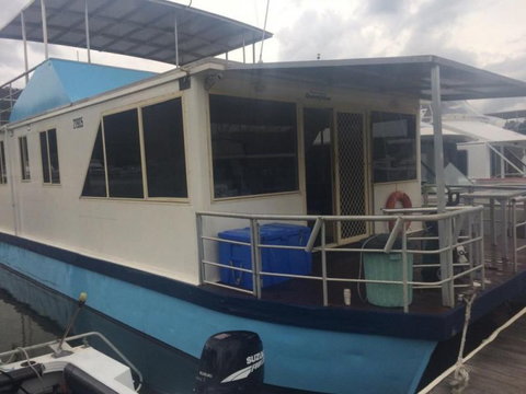 Luxury Afloat Hawkesbury River And Brooklyn - Coogee Beach Accommodation 5