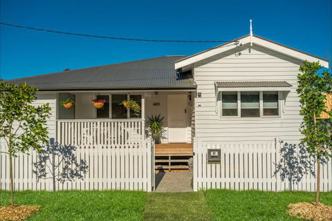 Aditi - Coogee Beach Accommodation 0