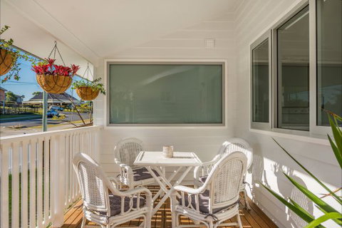Aditi - Coogee Beach Accommodation 5