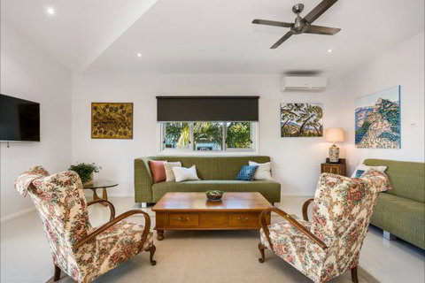 Aditi - Coogee Beach Accommodation 6