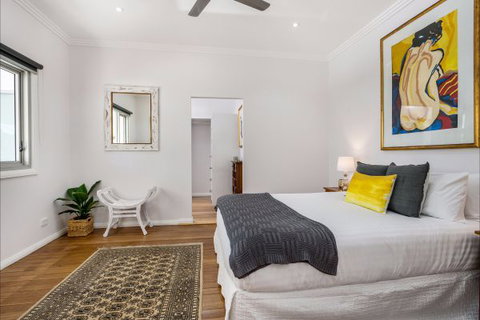 Aditi - Coogee Beach Accommodation 8