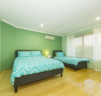 Alpha Homestay - Coogee Beach Accommodation