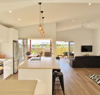 All Decked Out Lake Conjola - Coogee Beach Accommodation