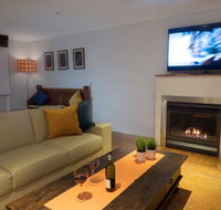 Alice's Palace Ocean Grove - Coogee Beach Accommodation