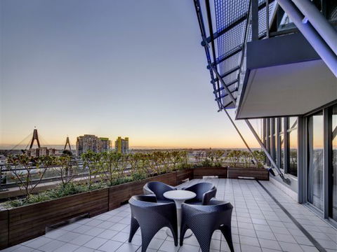 Astral Tower And Residences At The Star - Coogee Beach Accommodation 5