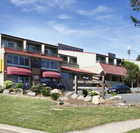Aspire Alpine Gables and Brumby Bar - Coogee Beach Accommodation