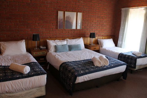 Bakery Hill Motel - Coogee Beach Accommodation 3