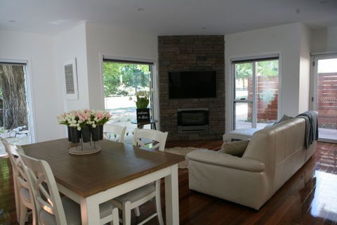 Beyond Bliss Guesthouse Two - Coogee Beach Accommodation 1