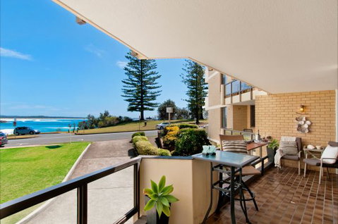 Beauty At The Beach - Coogee Beach Accommodation 1