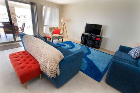 Brock's Base Wellington East - Coogee Beach Accommodation 1