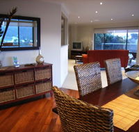 C-Deck Beach House Apartment - Coogee Beach Accommodation