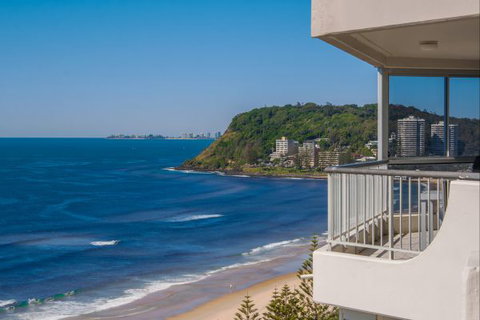 Cashelmara Burleigh Beachfront Apartments - Coogee Beach Accommodation 1