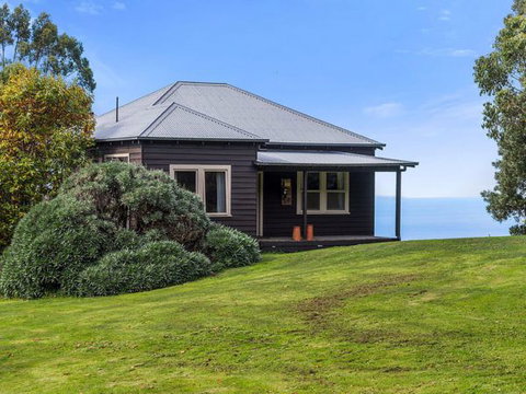 Cape Cottages - Coogee Beach Accommodation 1