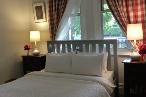 Cadogan Central Luxury - Coogee Beach Accommodation 6