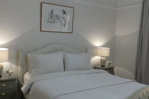 Cadogan Central Luxury - Coogee Beach Accommodation 7