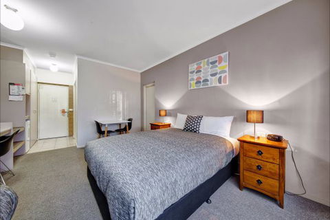 Central Deborah Motel - Coogee Beach Accommodation 3