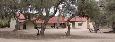 Chowilla Station Shearer's Quarters Accommodation - Coogee Beach Accommodation 0